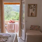 Villa Olive Apartments